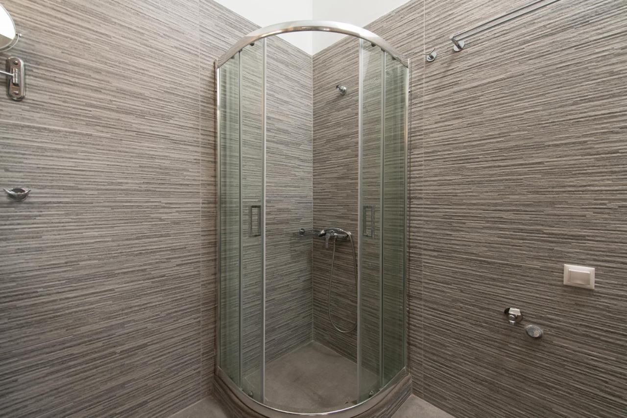Loggos Apartments Лонгос Екстериор снимка