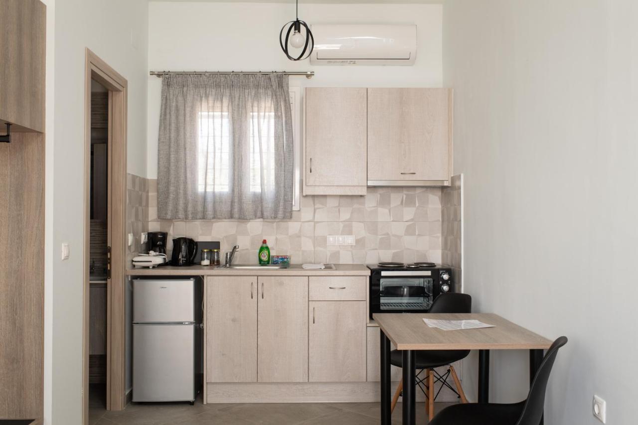 Loggos Apartments Лонгос Екстериор снимка