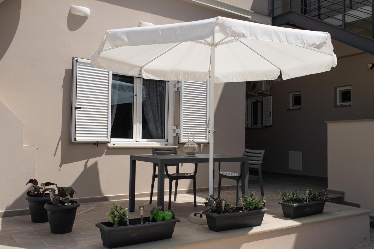 Loggos Apartments Лонгос Екстериор снимка