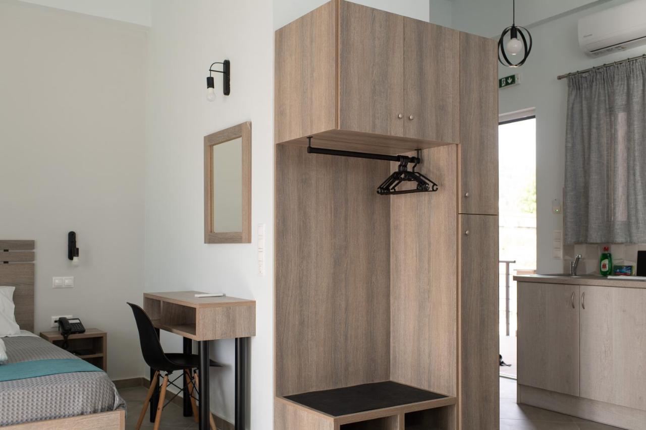 Loggos Apartments Лонгос Екстериор снимка